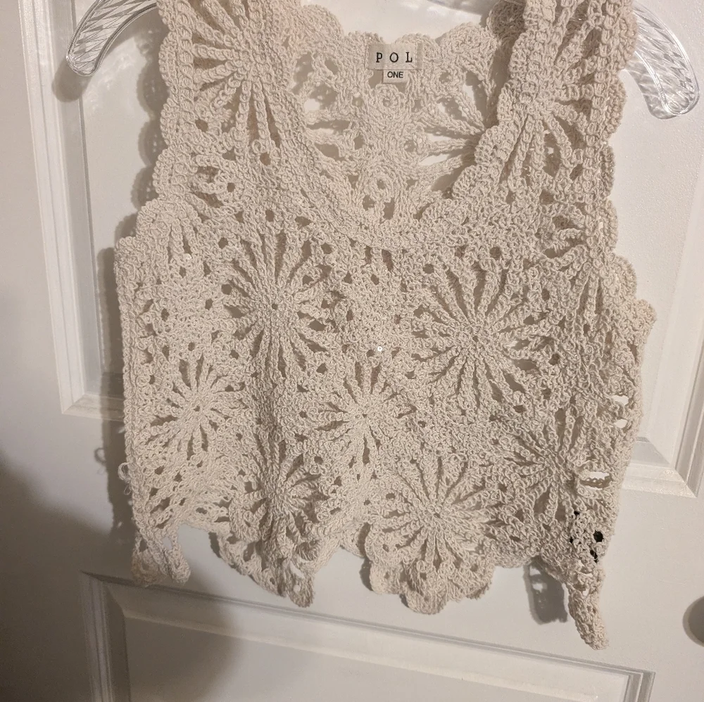 POL Natalie Lace Crochet Crop Top Cream - Picture 8 of 10